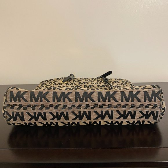 Michael Kors Jetset North South Canvas Logo Black Tan Tote - Picture 9 of 9